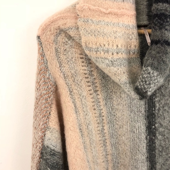 NWT Free People Cloud Kicker Stripe Crop Sweater - Picture 8 of 8